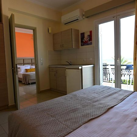 Nadia'S Studios & Apartments In Argasi, Sea-View 외부 사진