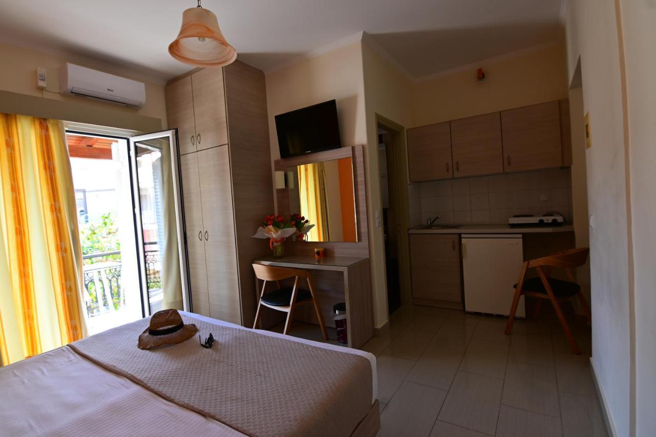 Nadia'S Studios & Apartments In Argasi, Sea-View 외부 사진